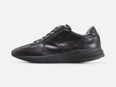 SPINGLE Biz-411 Black/Black | スピングル公式オンラインショップ